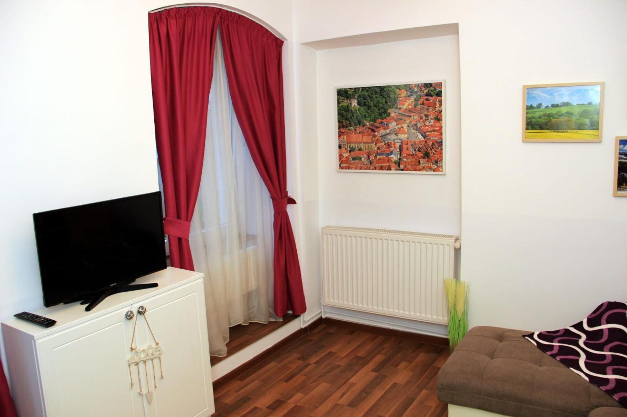 John Residence Apartment Brasov With Parking Option Kültér fotó