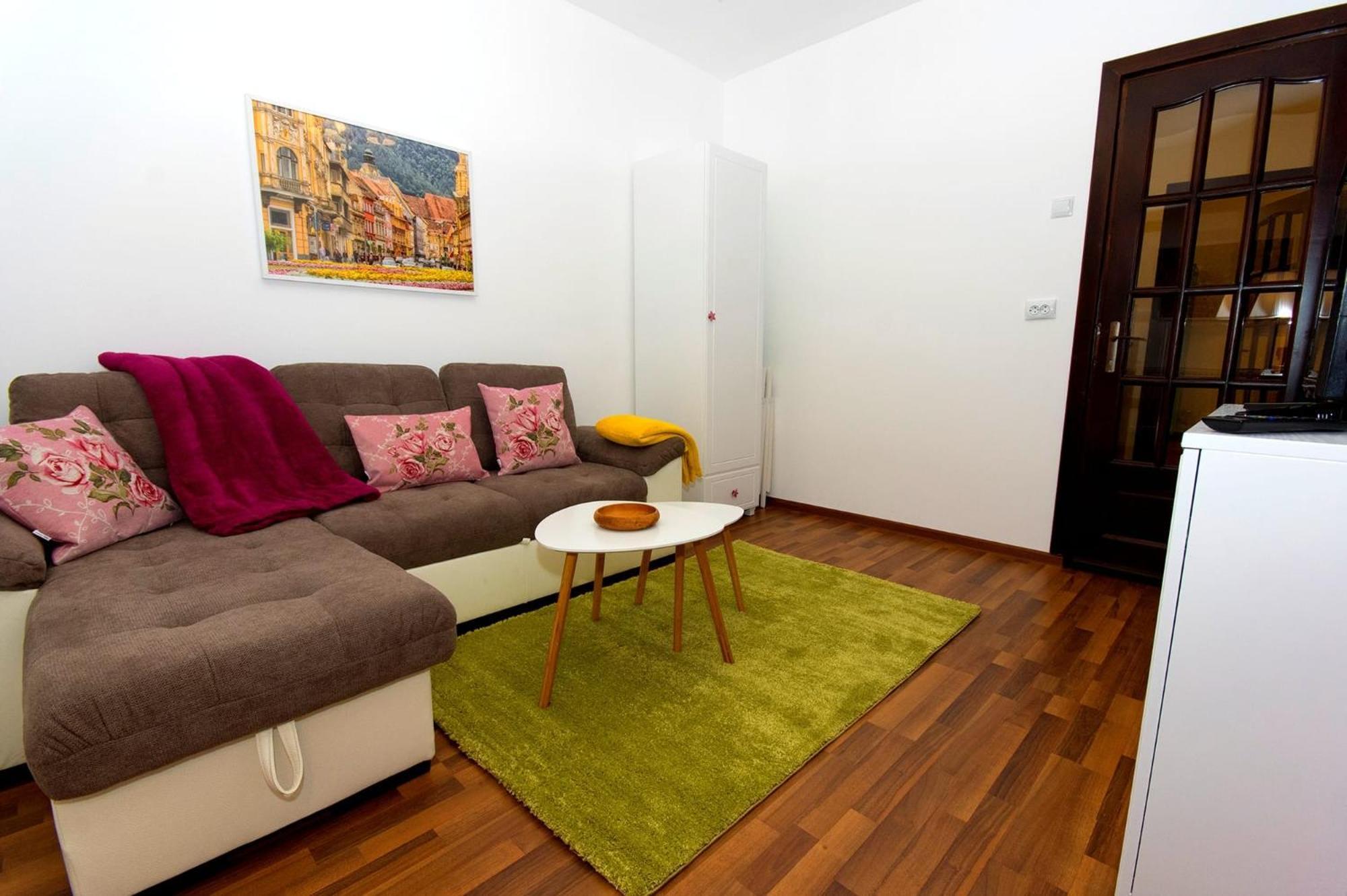 John Residence Apartment Brasov With Parking Option Kültér fotó